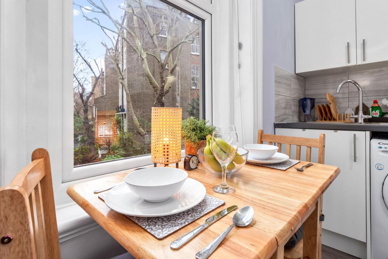 Olympia Kensington Stay Studio London Exteriör bild